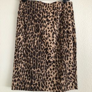 EXPRESS STUDIO LEOPARD KNEE SKIRT